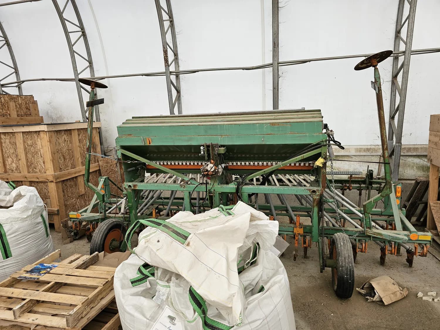 1998 AMAZONE D8-30E 1278V — photo 14