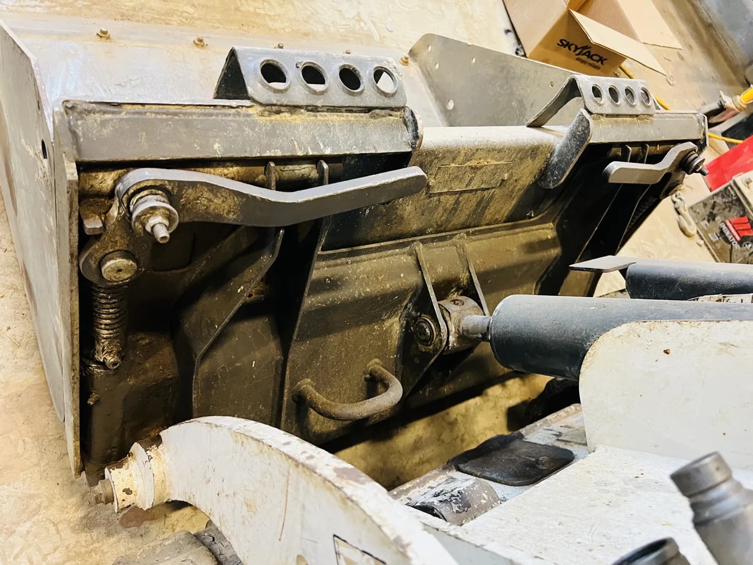2020 BOBCAT MT100 — photo 16