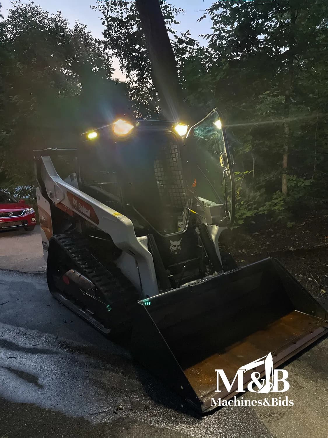 2021 BOBCAT T64 — photo 15