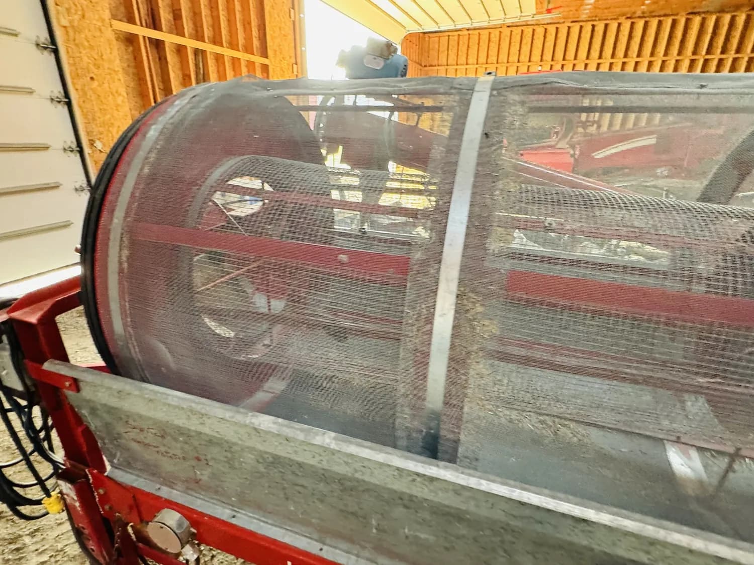 2007 BUHLER FARM KING Y480 1283H — photo 9