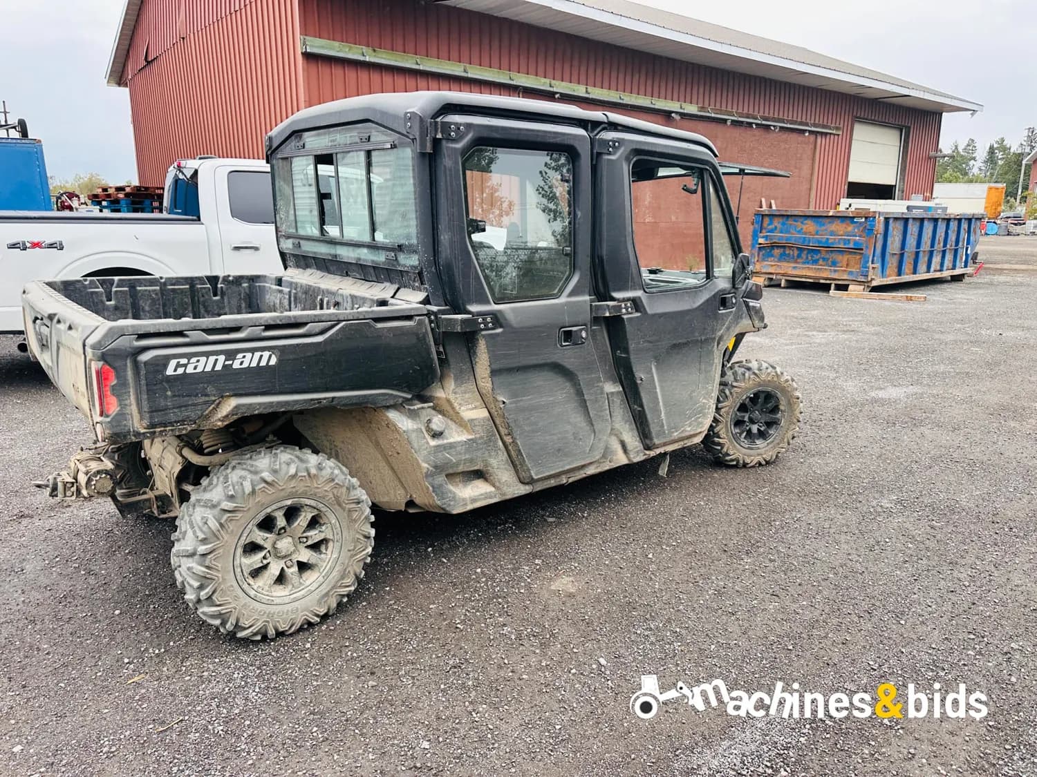 2020 CAN-AM DEFENDER 6X6 XT HD10 — photo 2