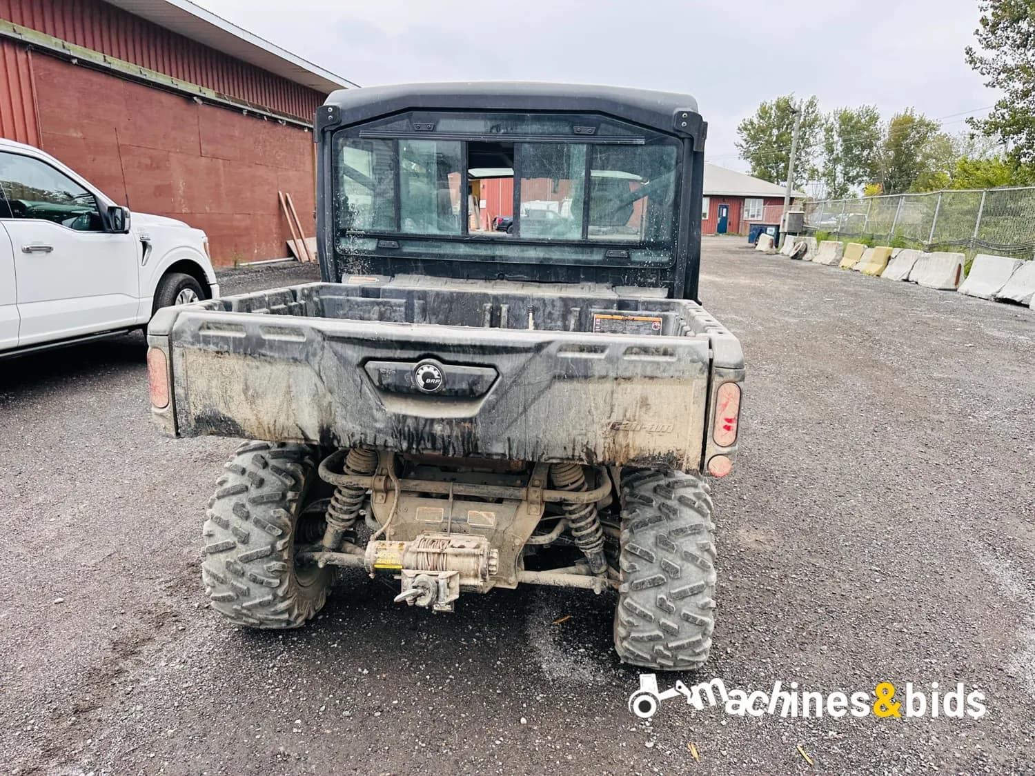2020 CAN-AM DEFENDER 6X6 XT HD10 — photo 3
