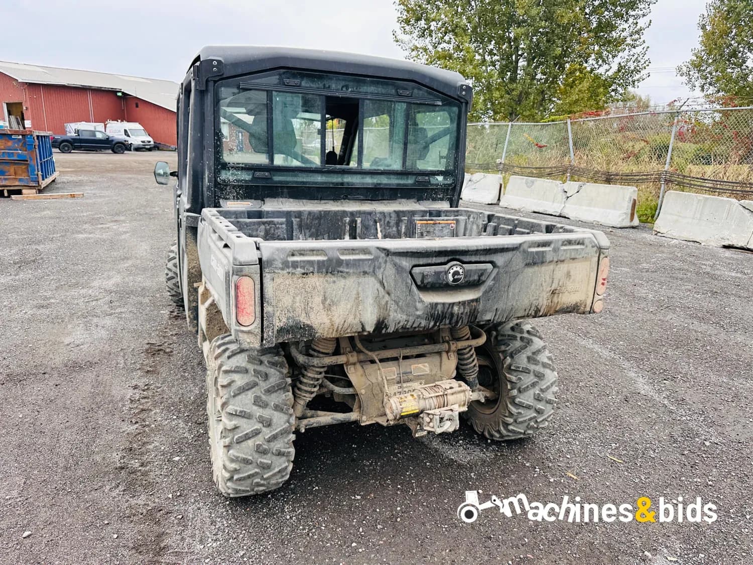 2020 CAN-AM DEFENDER 6X6 XT HD10 — photo 4