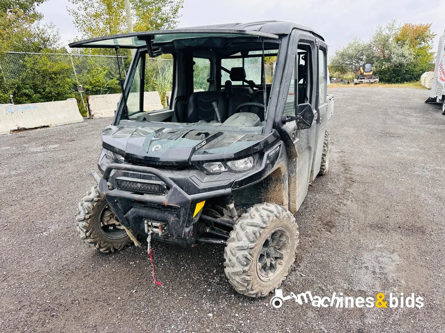 2020 CAN-AM DEFENDER 6X6 XT HD10 — photo 9
