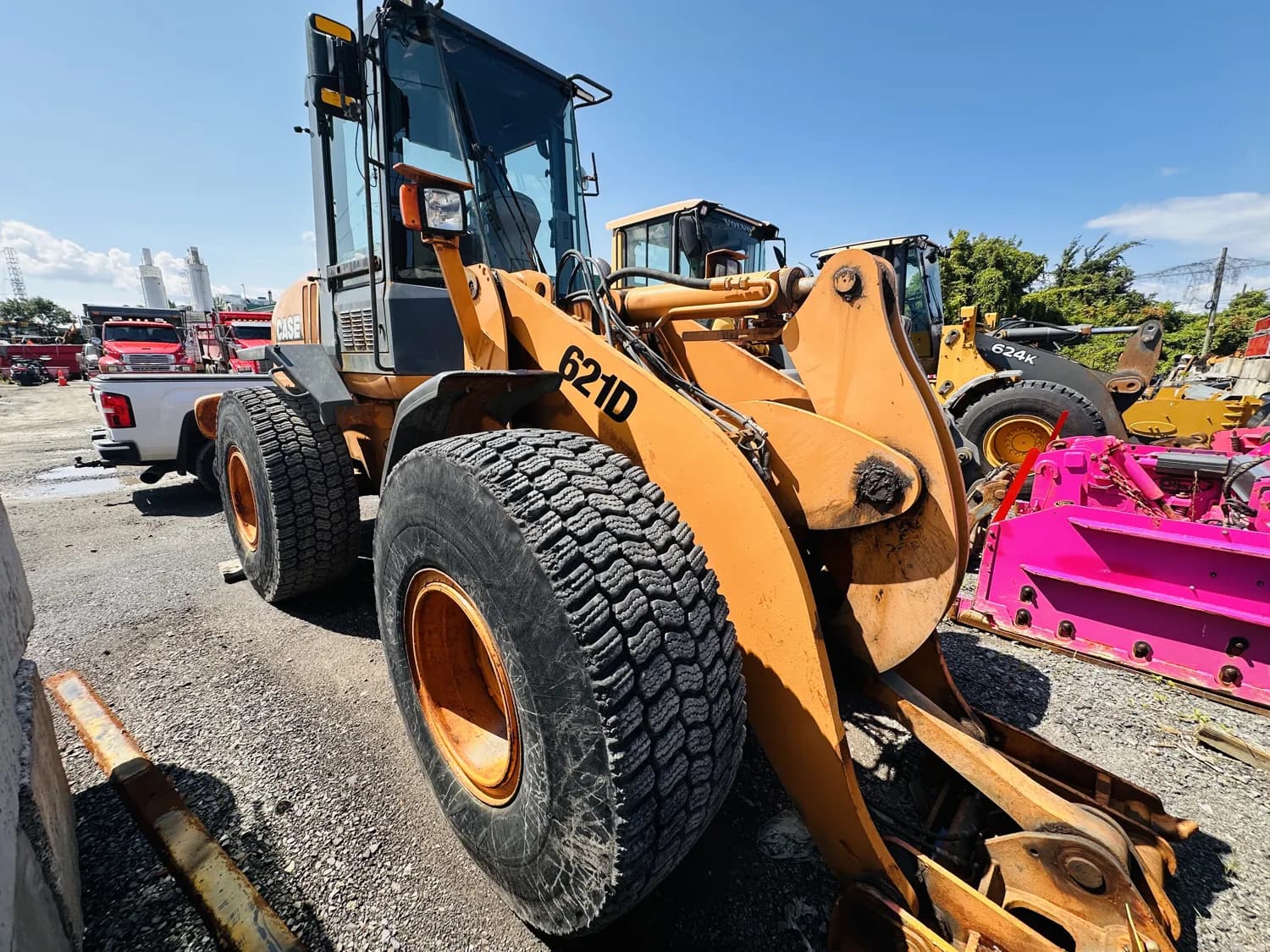 2004 CASE 621D