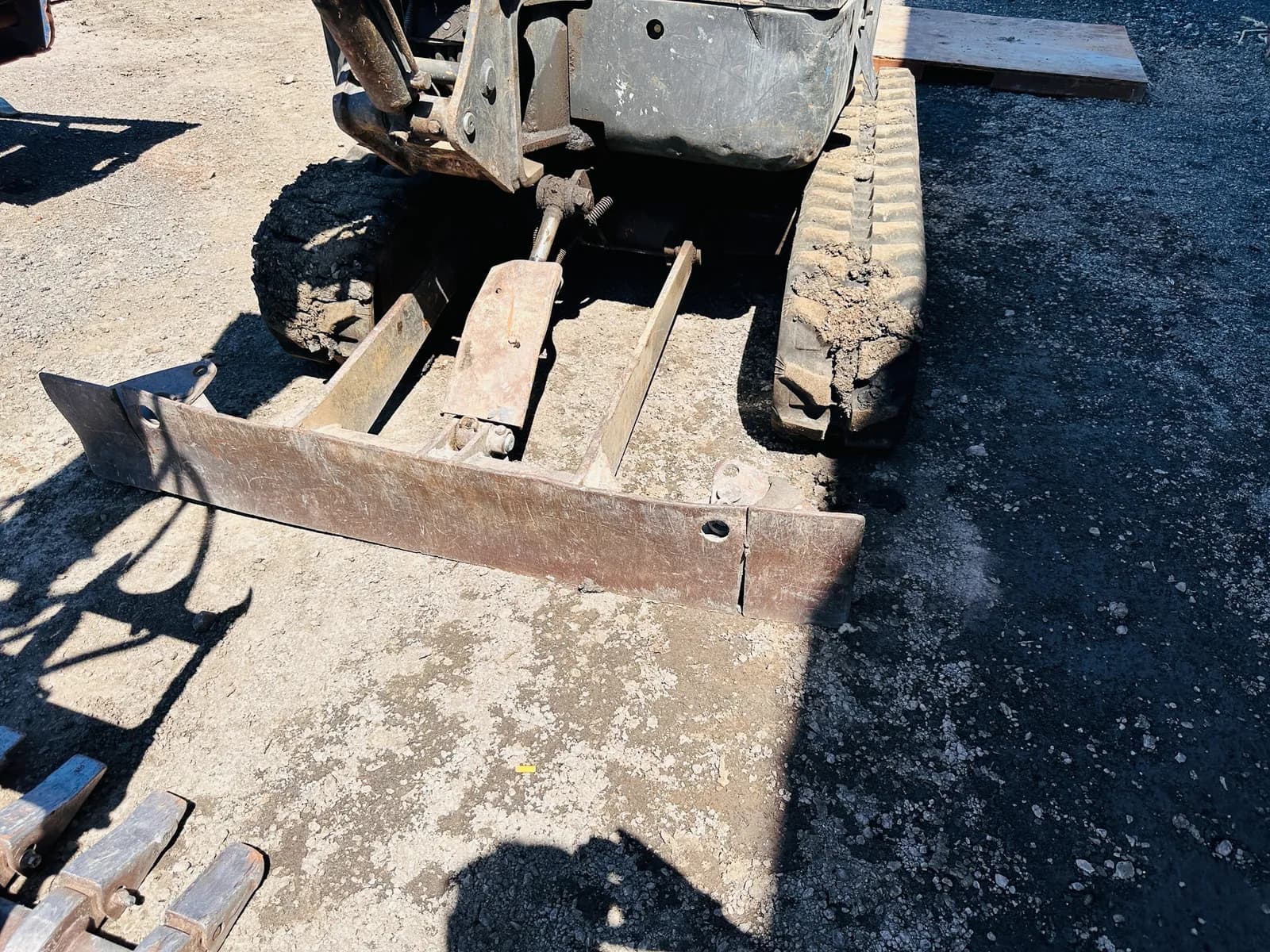 2019 CASE CX17C — photo 7