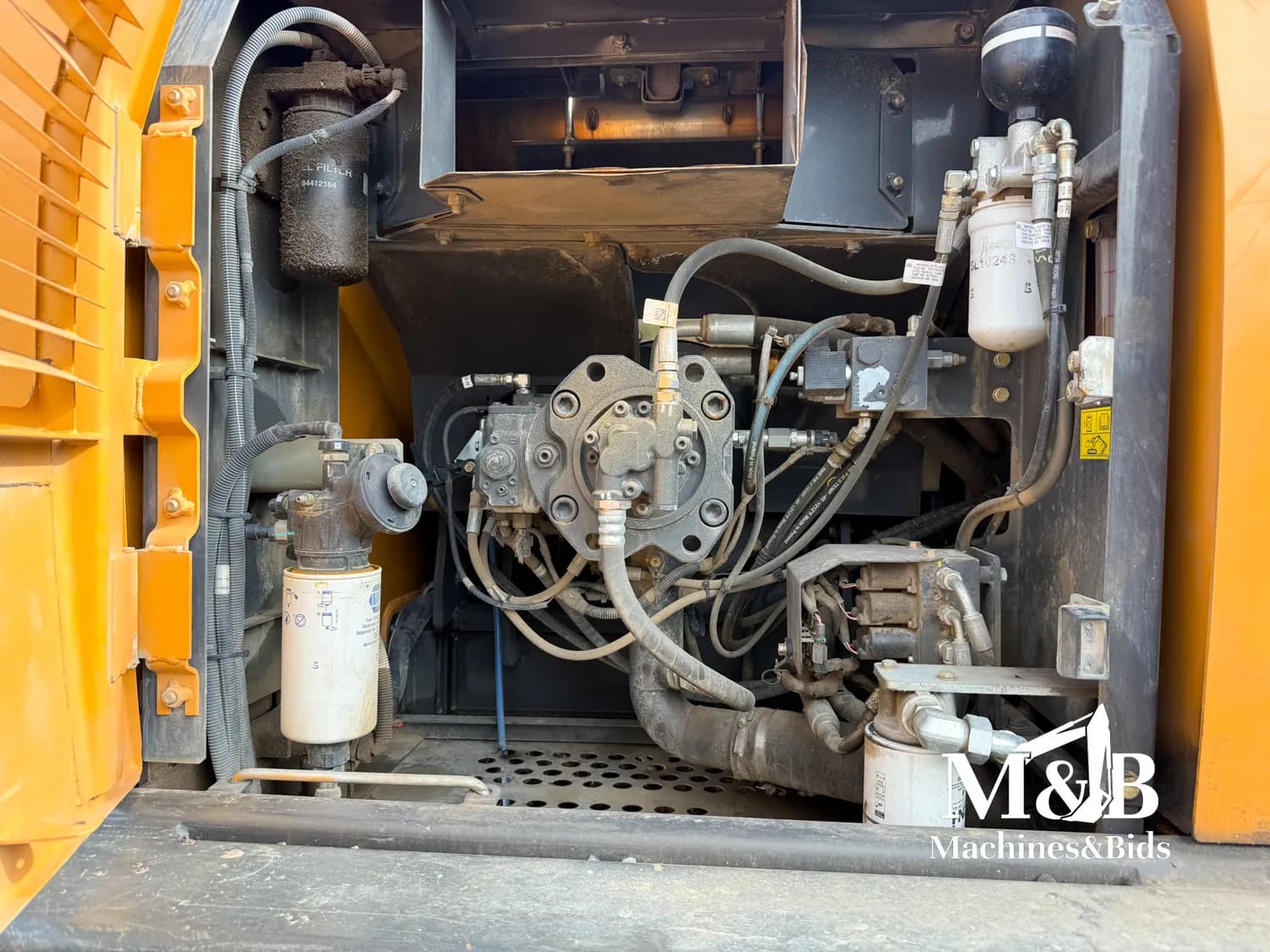 2021 CASE CX220C — photo 17
