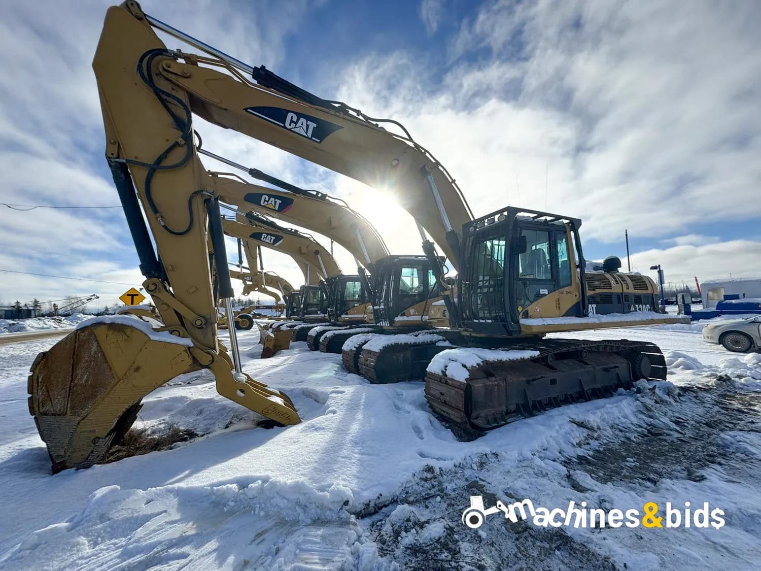 2004 CATERPILLAR 330C — photo 2
