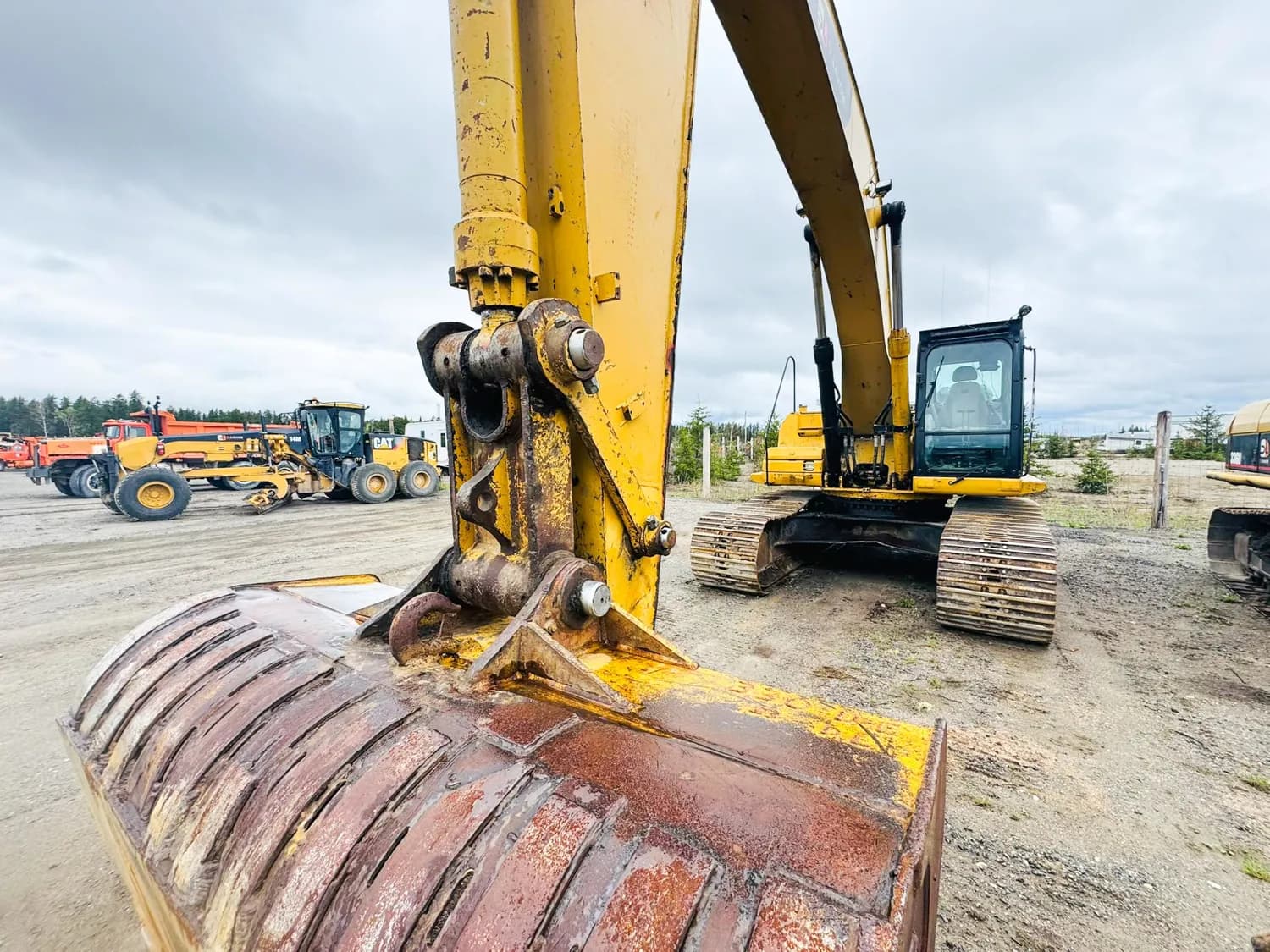 2007 CATERPILLAR 330D — photo 4