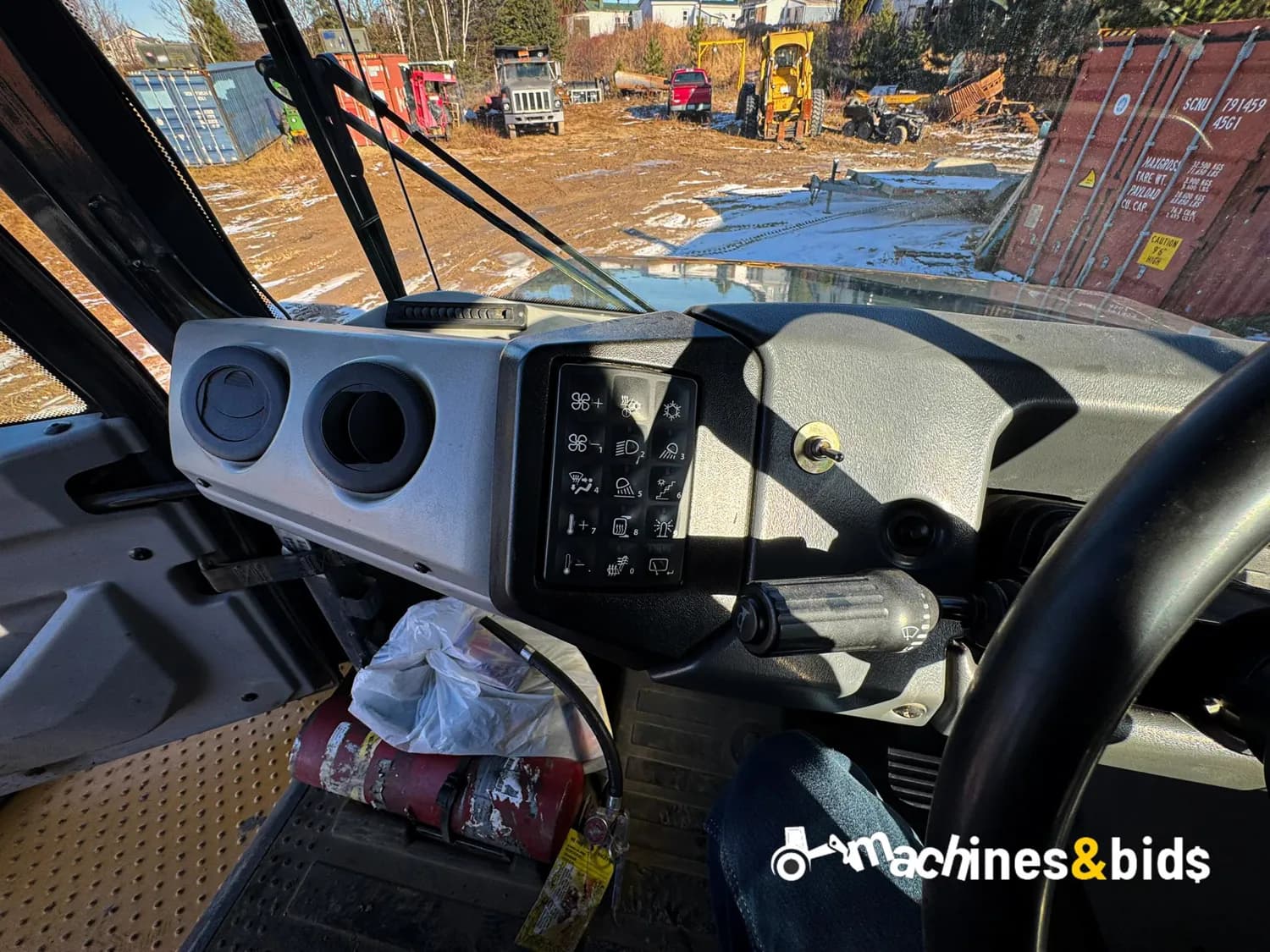 2017 DEERE 260E — photo 24
