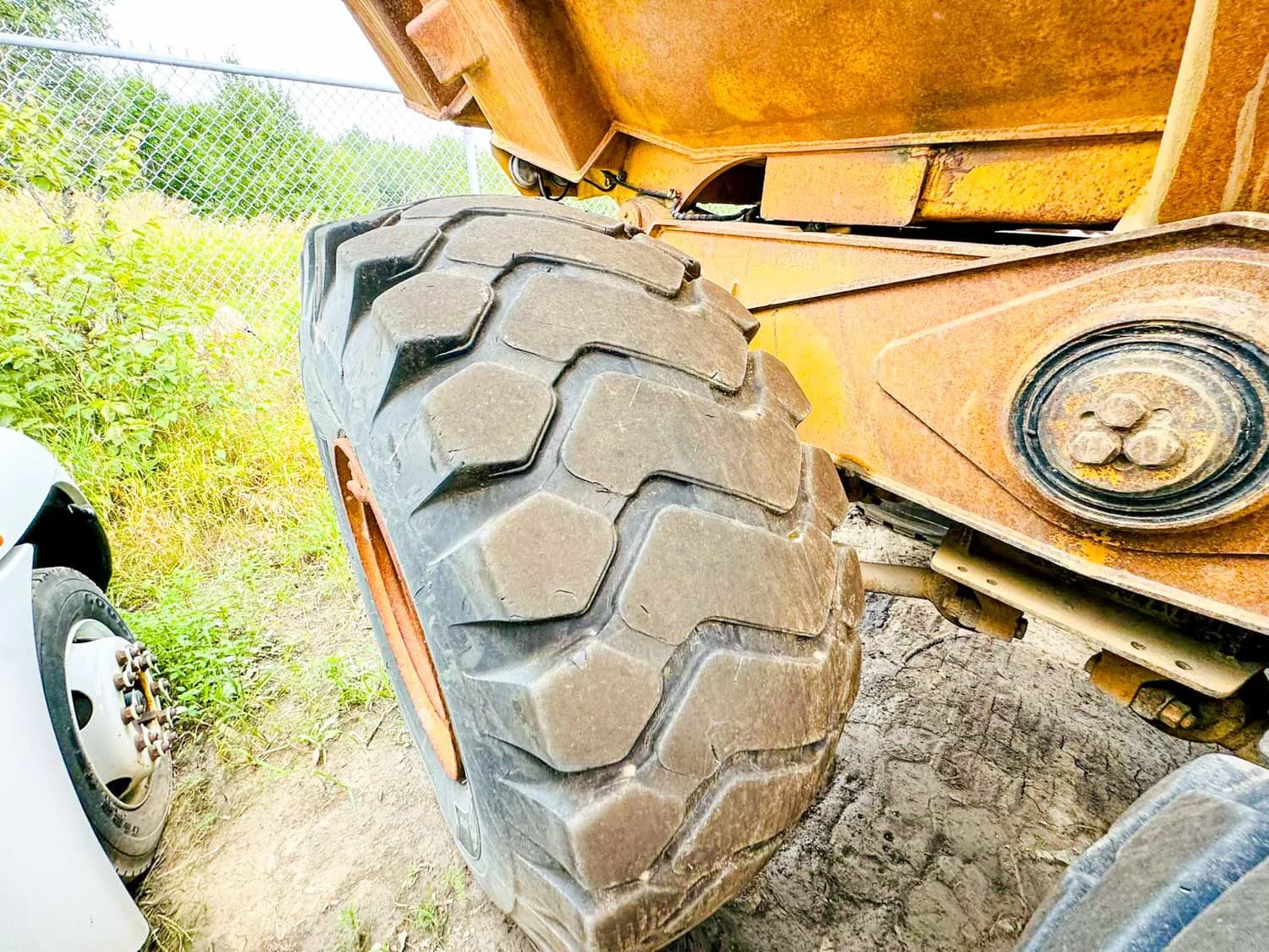2002 DEERE 350D — photo 10