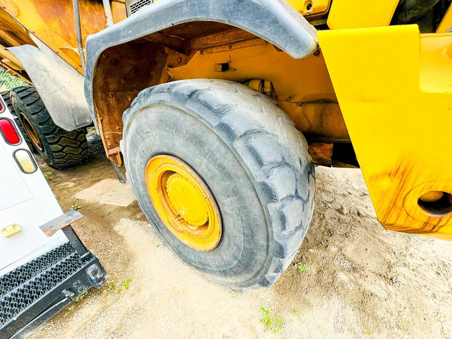 2002 DEERE 350D — photo 7