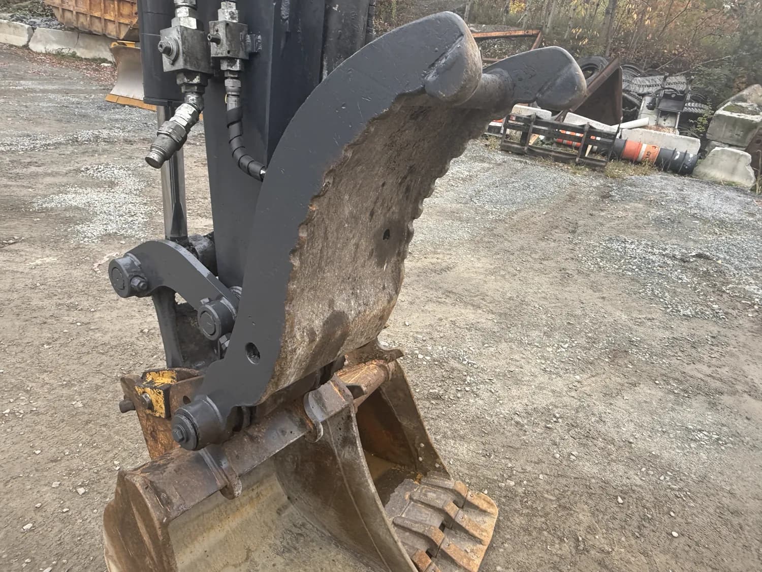 2013 DEERE 60G — photo 9