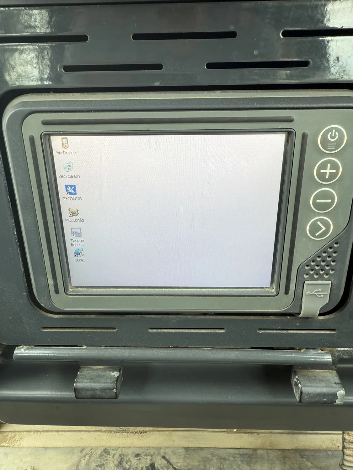 2016 DEERE 700K — photo 8