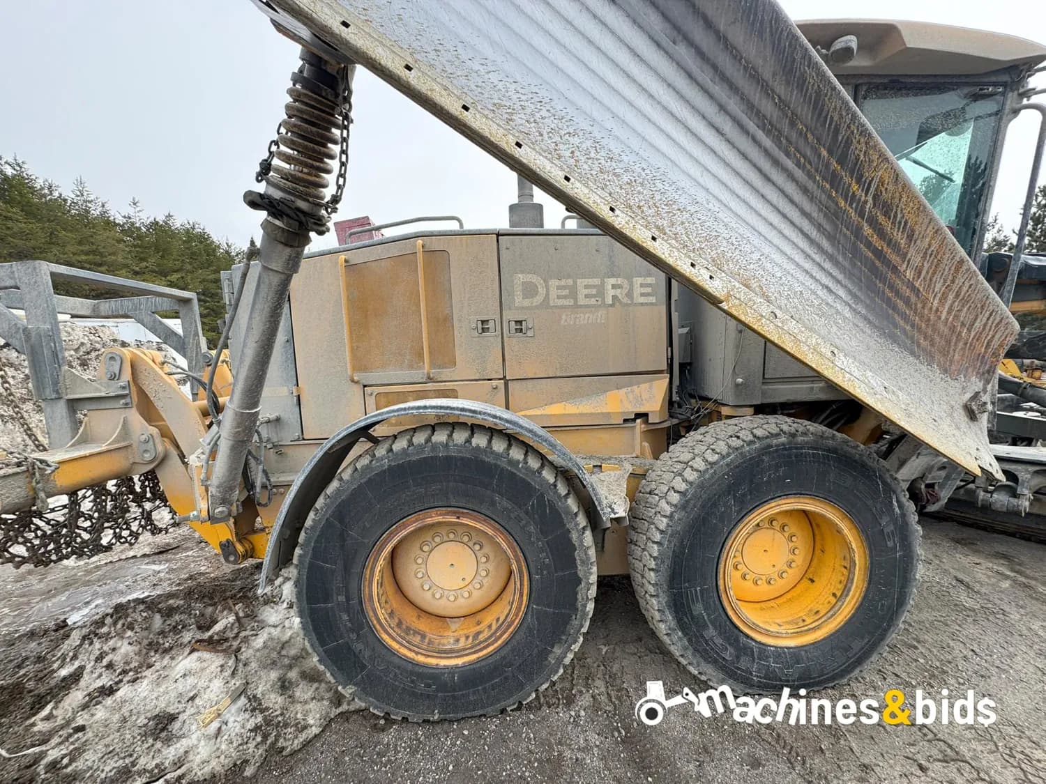 2015 DEERE 870G — photo 18