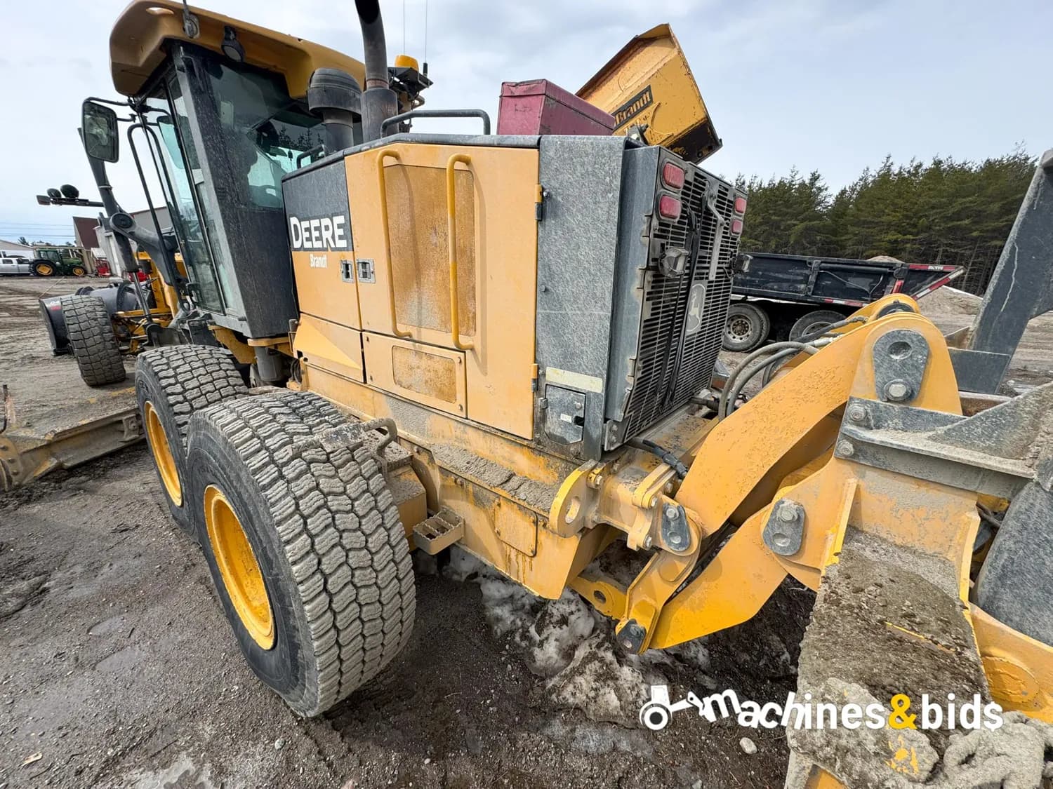 2015 DEERE 870G — photo 23
