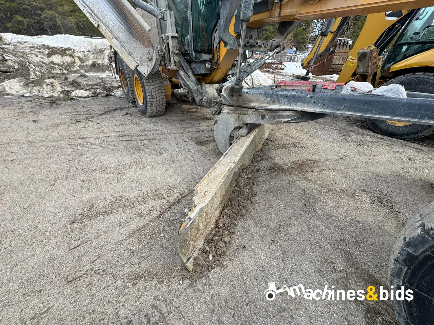 2015 DEERE 870G — photo 8