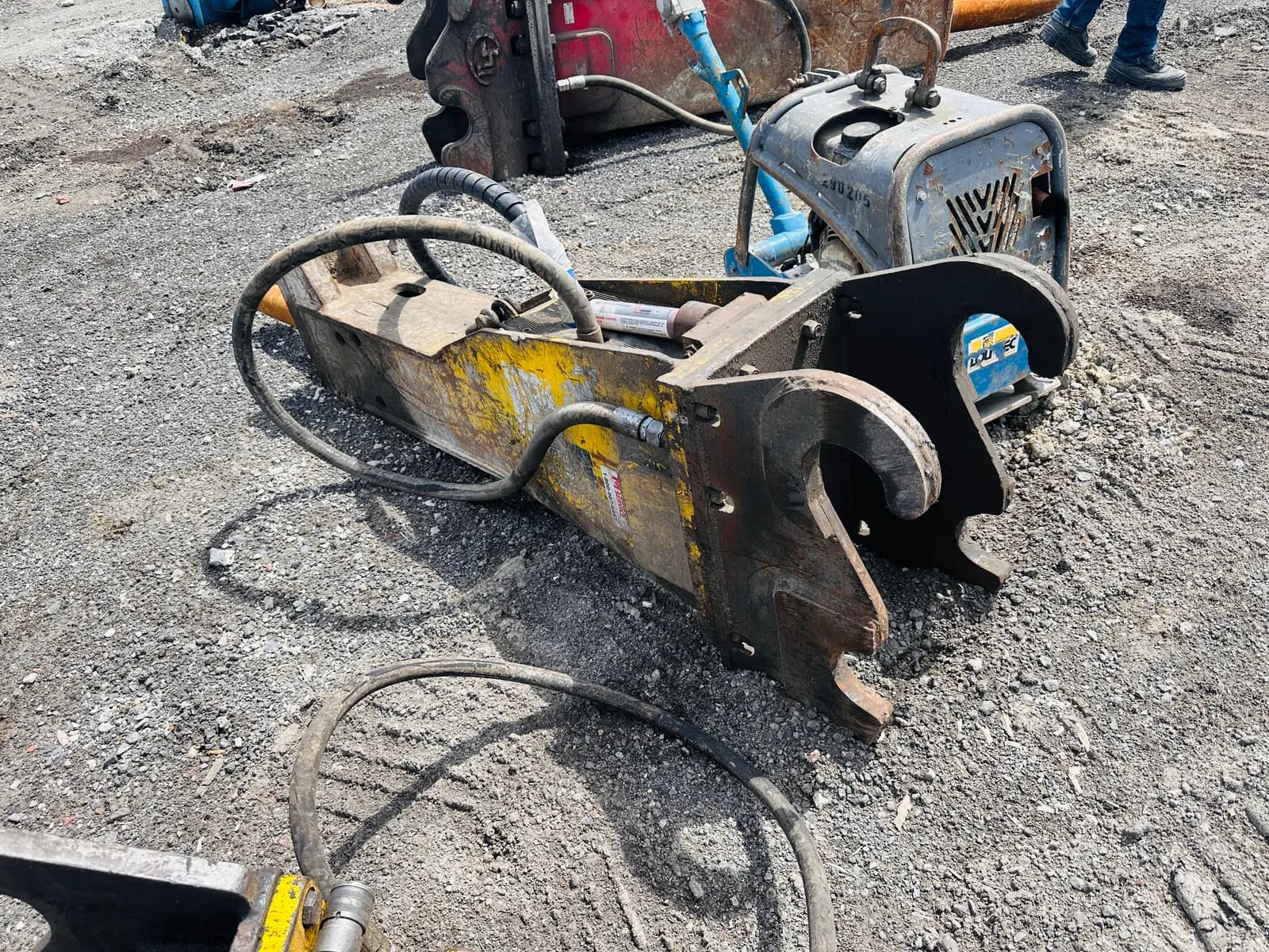 2014 Hammer/Breaker - Hydraulic EPIROC MB1000 — photo 2