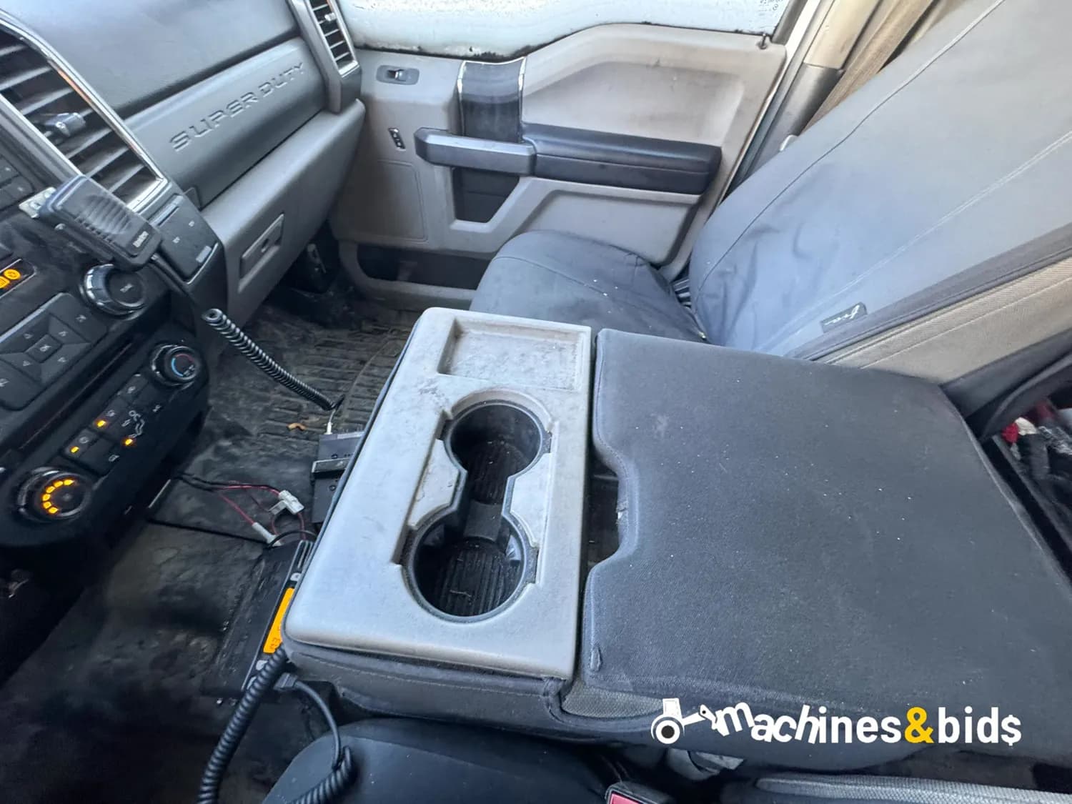 2018 FORD F250 — photo 2