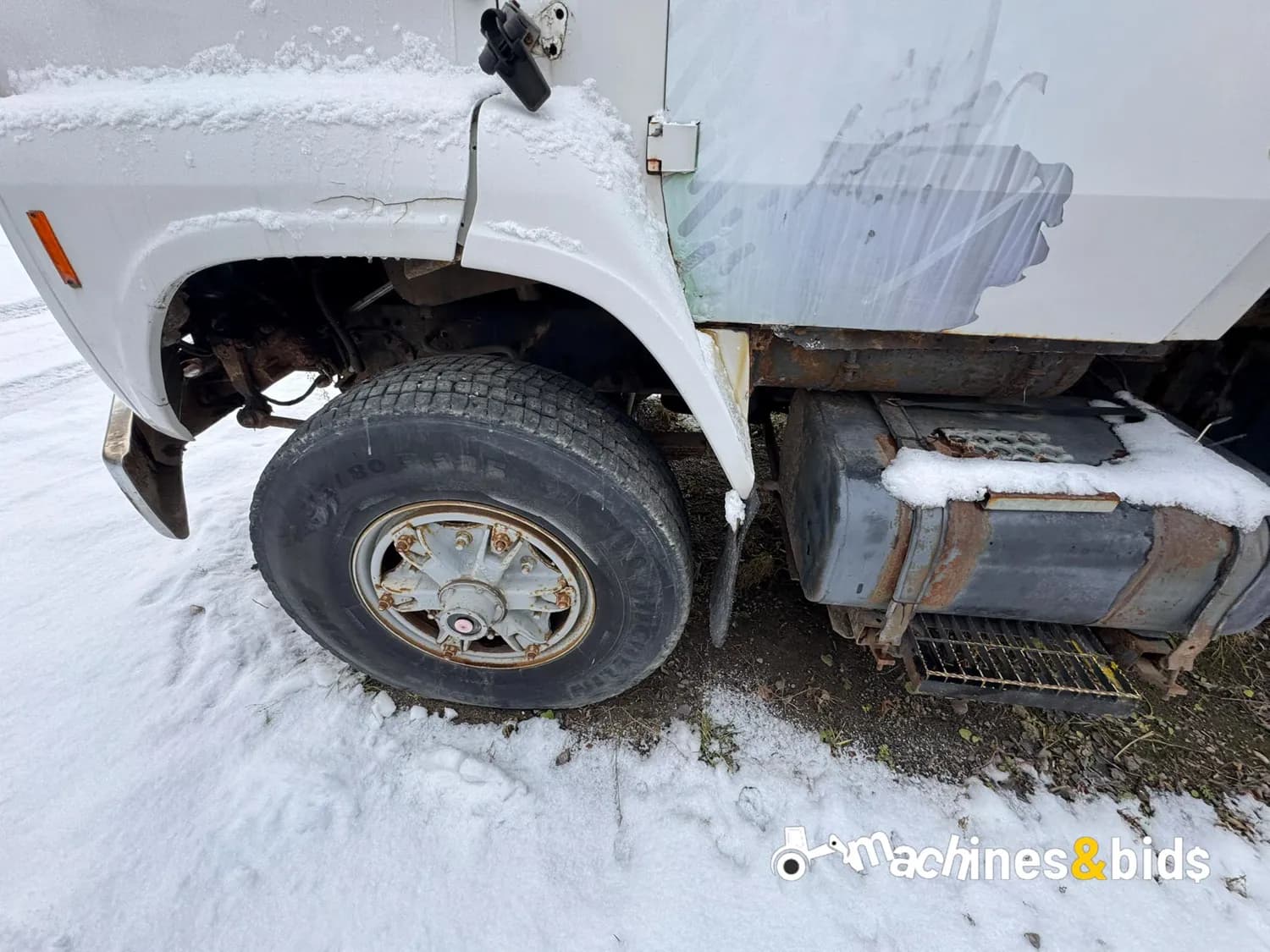 1989 FORD L8000 — photo 2