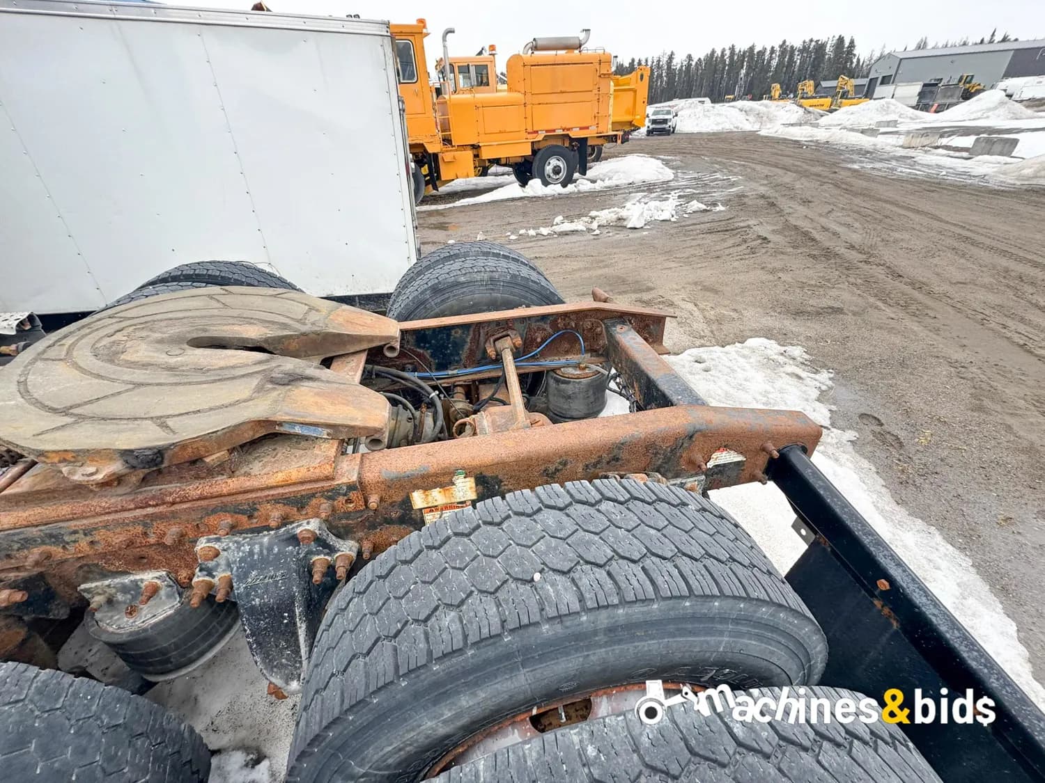 2001 FREIGHTLINER CENTURY 112 — photo 5