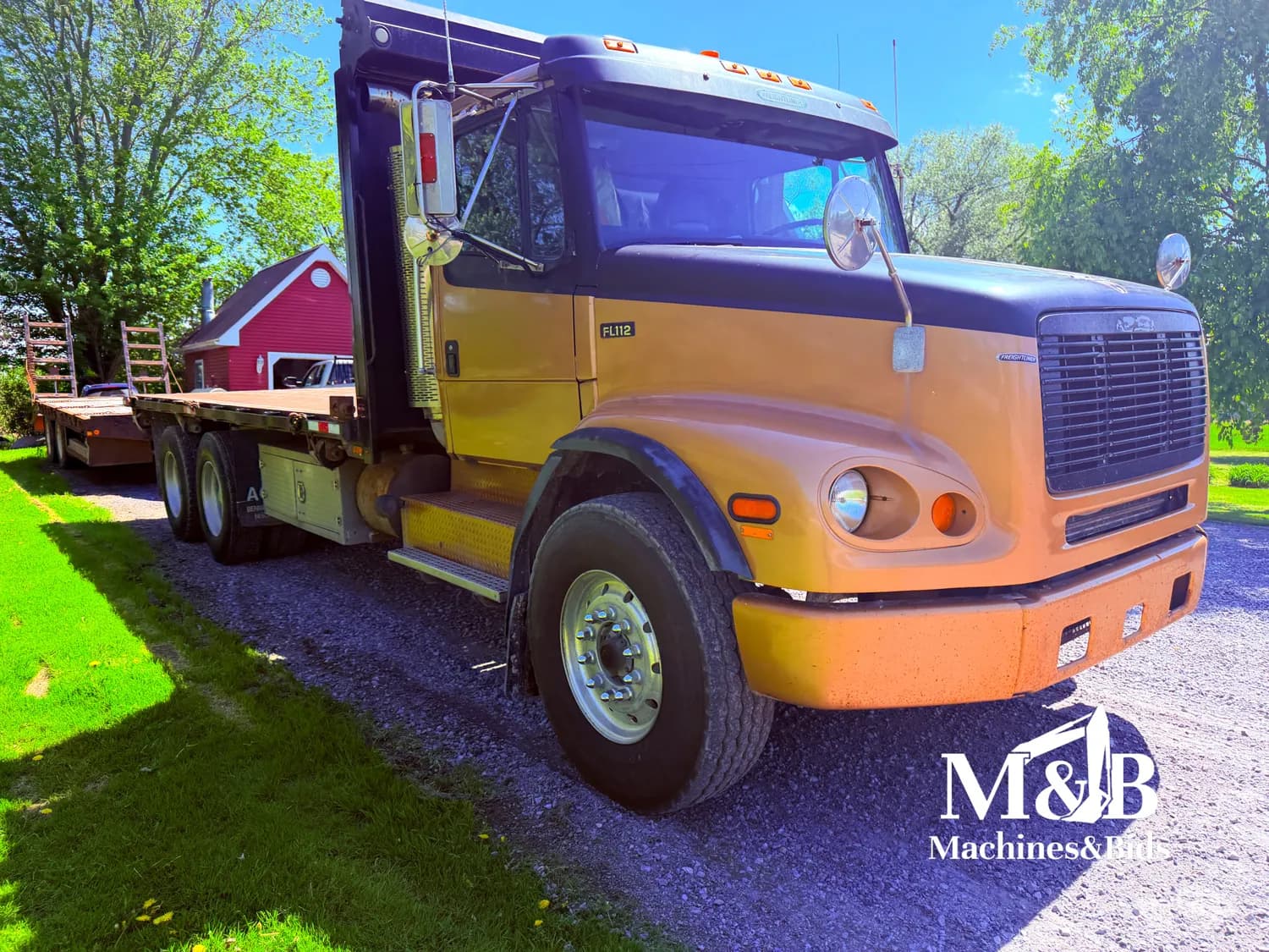 Freightliner FLD 112 — photo 2