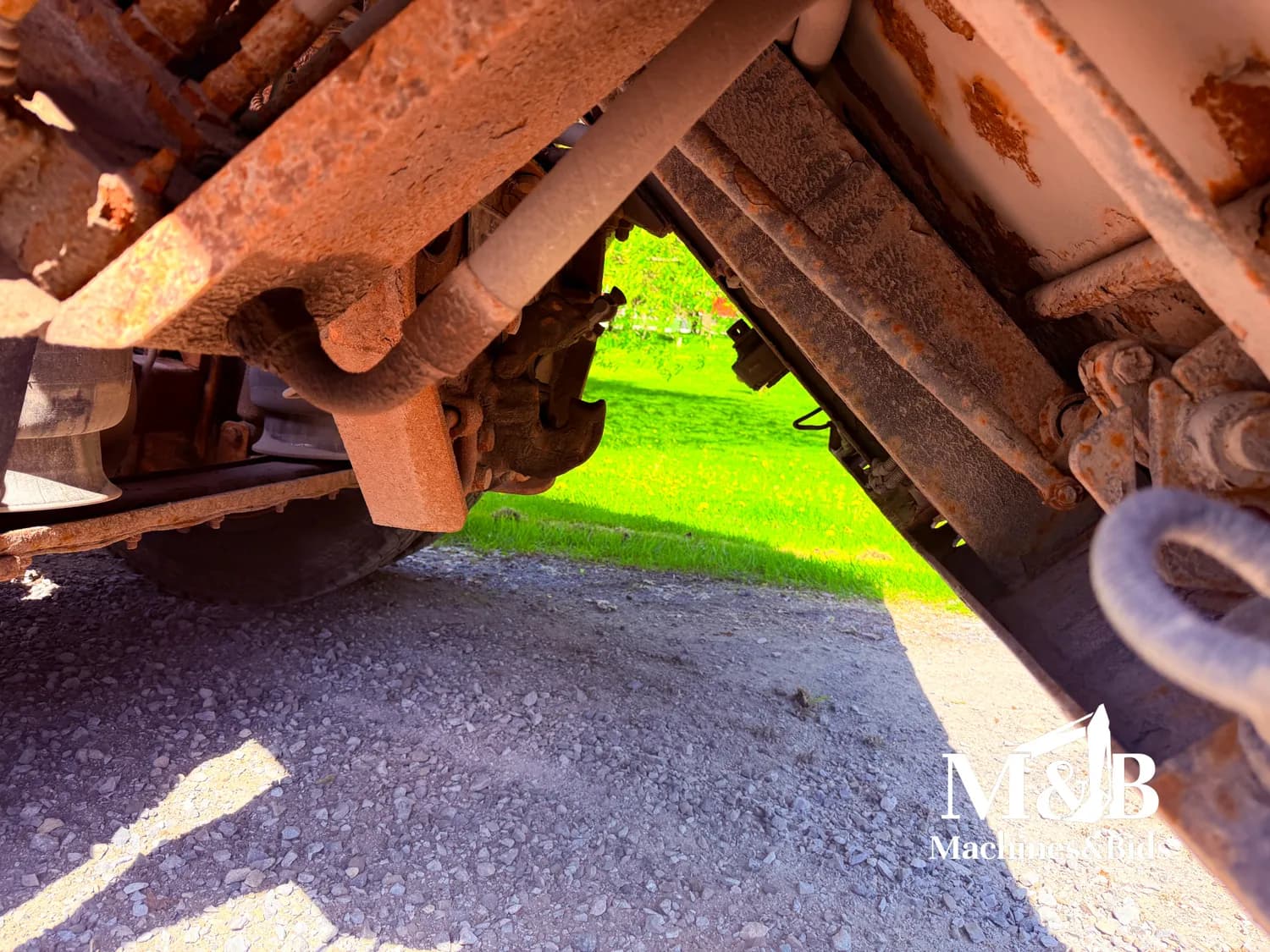 Freightliner FLD 112 — photo 27