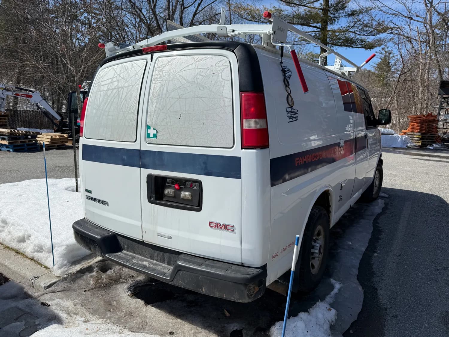 2010 GMC SAVANA G2500 — photo 3