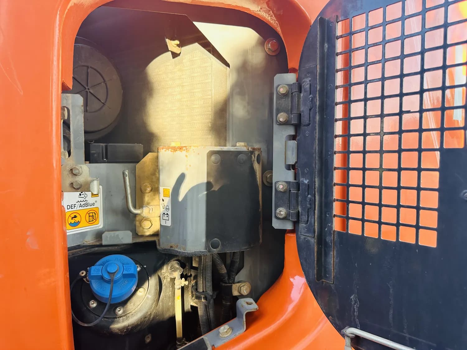 2017 HITACHI ZX135US-6 — photo 16