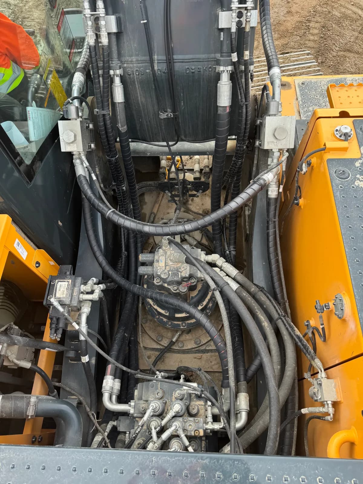 2023 HYUNDAI HX350AL — photo 16