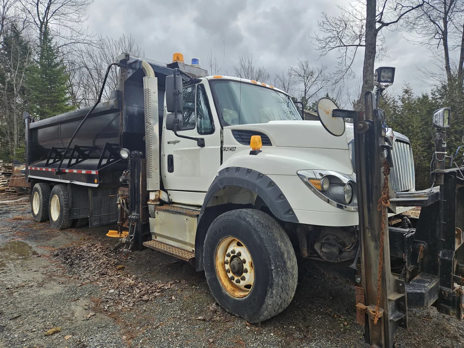 2010 INTERNATIONAL WORKSTAR 7600 — photo 3