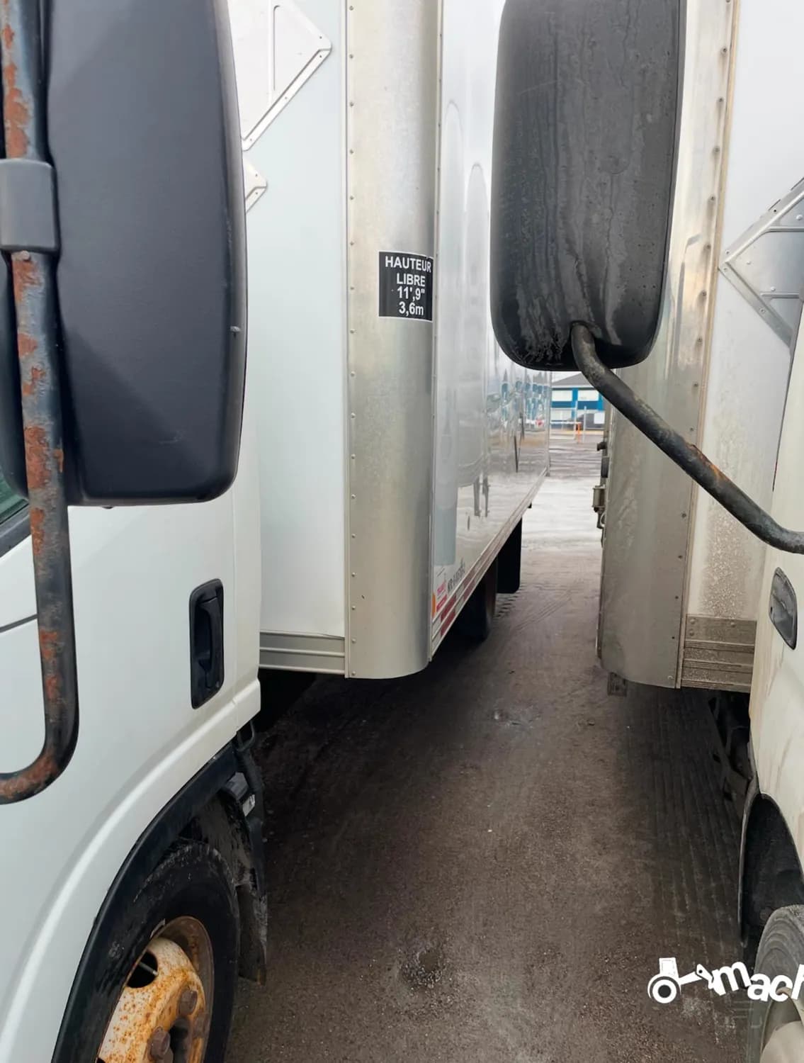 2017 ISUZU NPR — photo 3