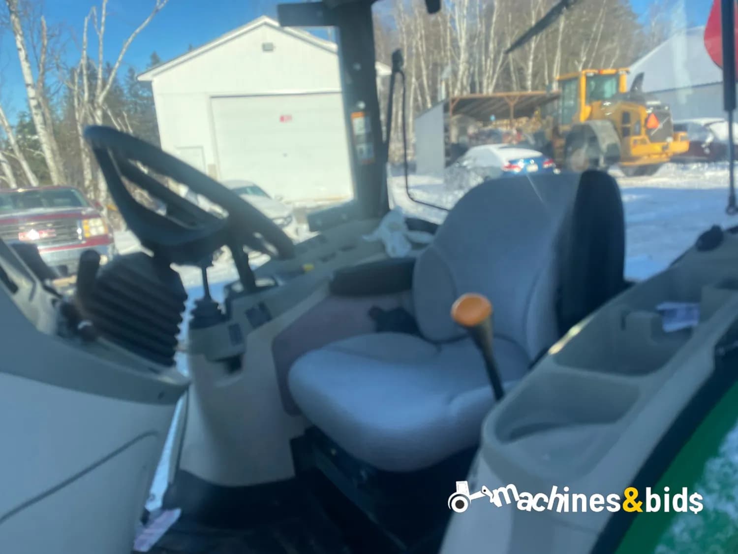 2019 JOHN DEERE 4066R — photo 2