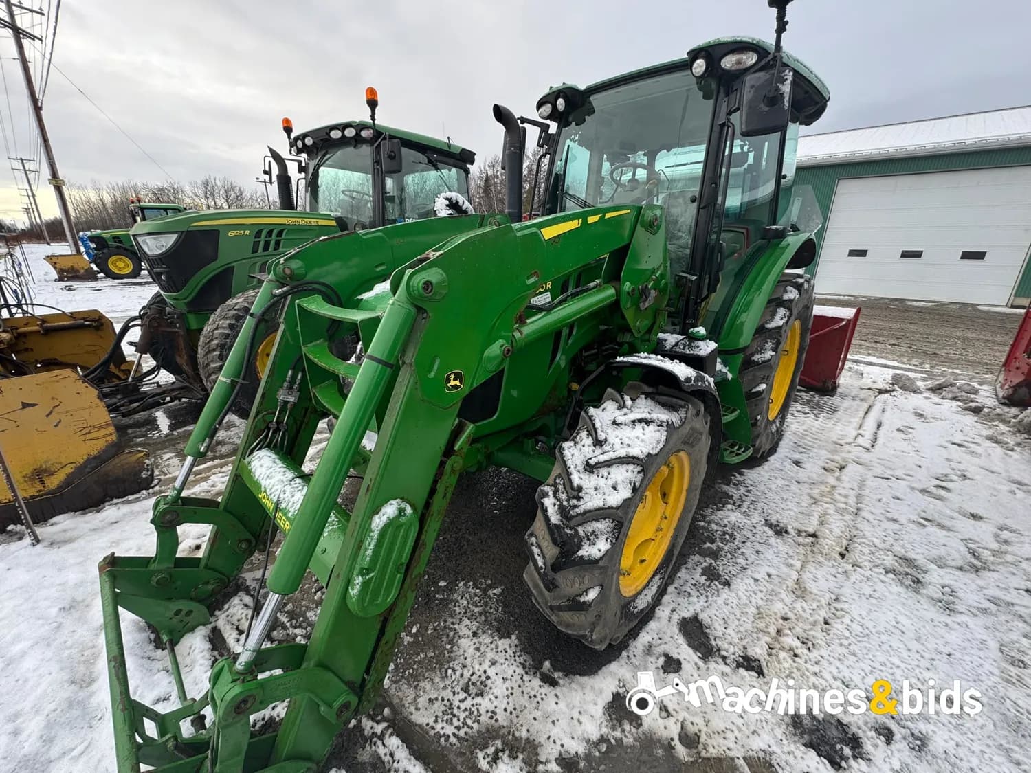 2017 JOHN DEERE 5100R — photo 3