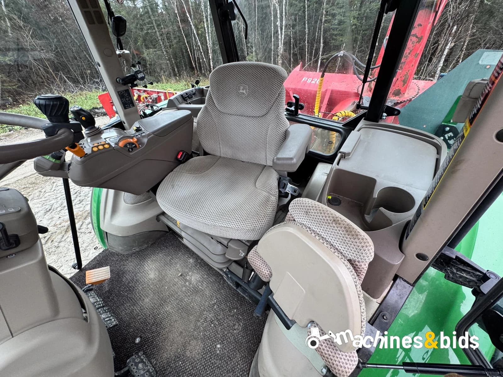 2018 JOHN DEERE 5125R — photo 20
