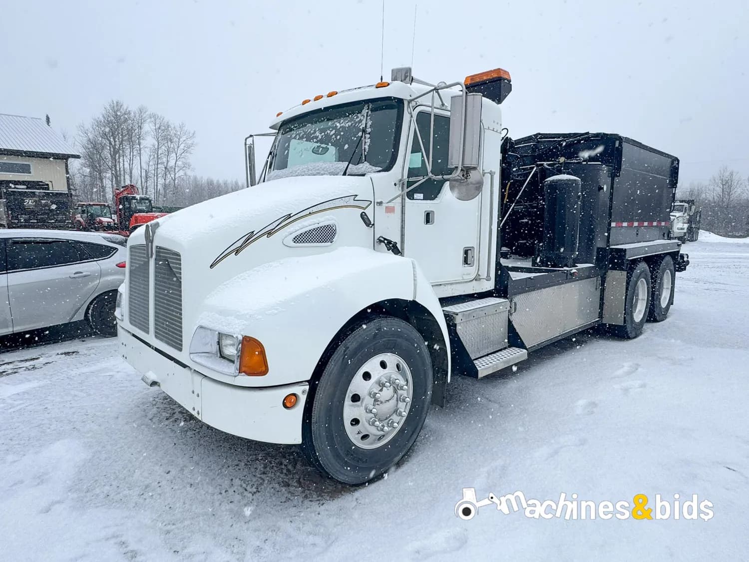 2000 KENWORTH T300 — photo 2