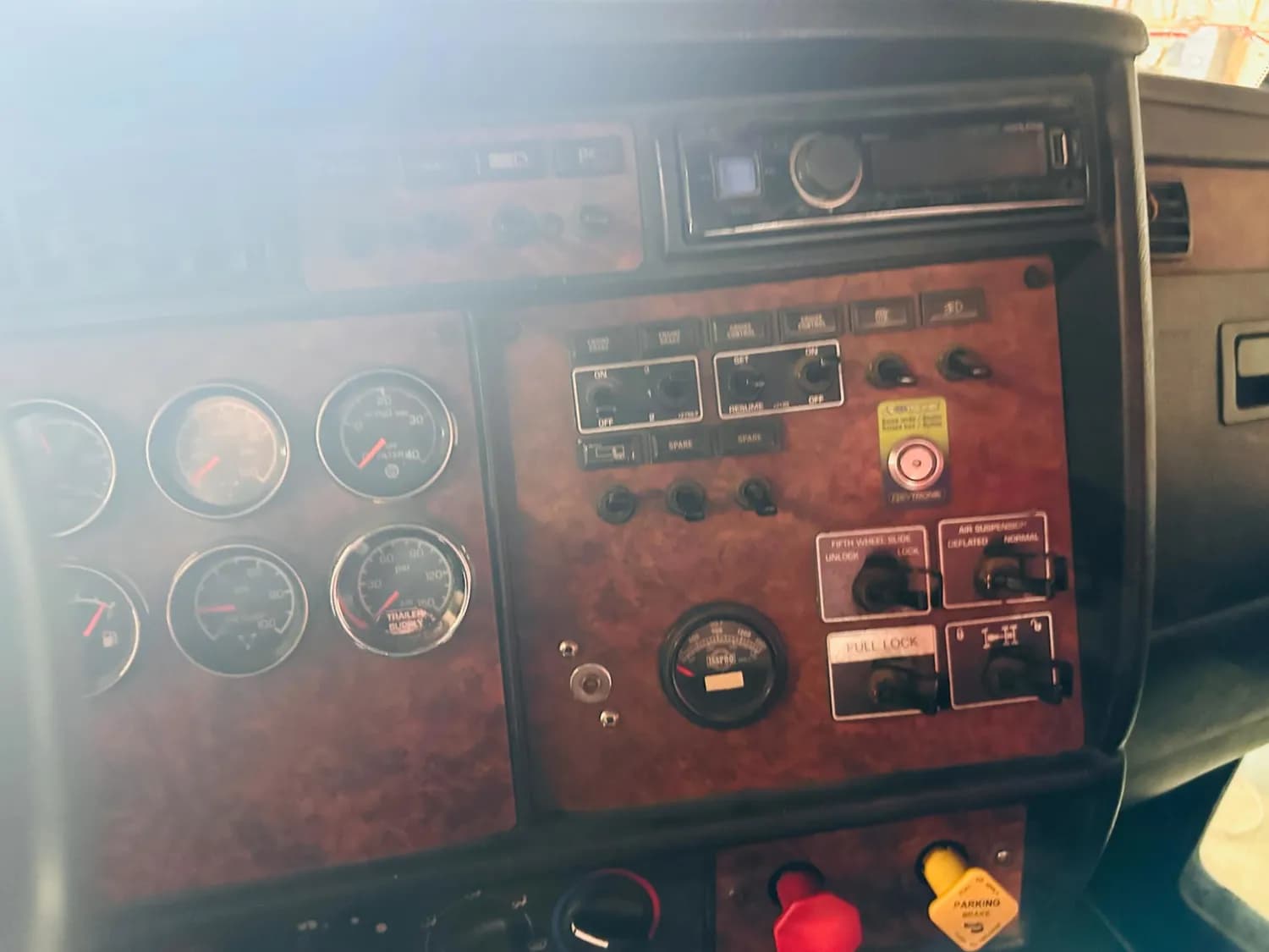 2003 KENWORTH T800 — photo 6
