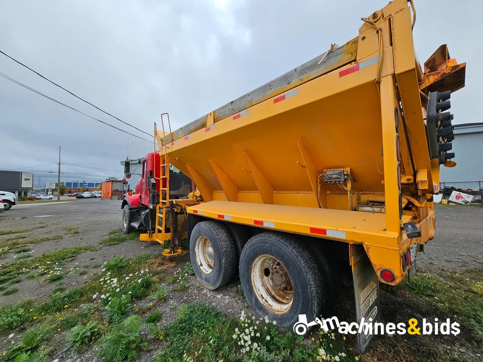 2014 KENWORTH T800 — photo 2