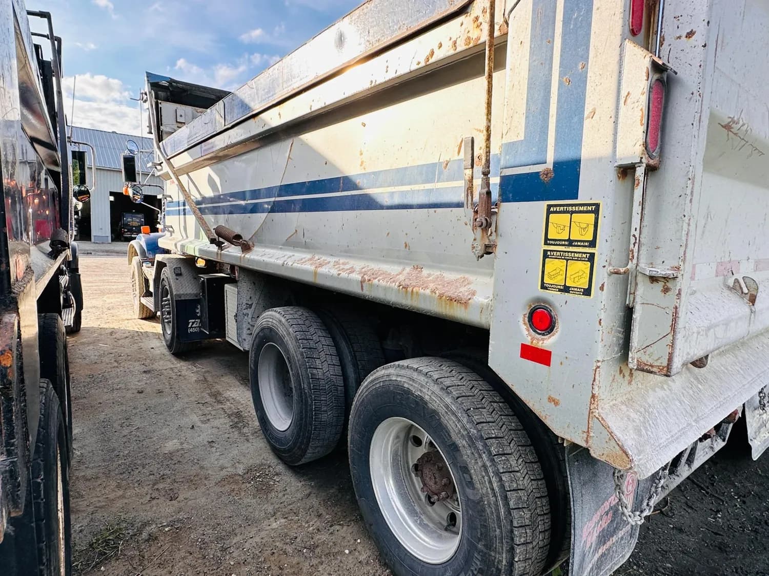 2018 KENWORTH T800 — photo 3