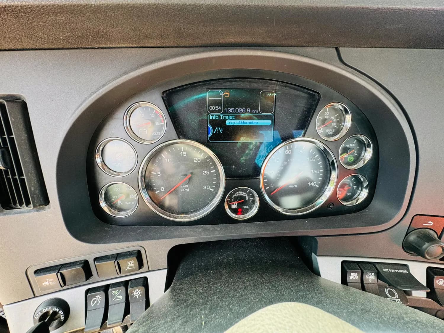 2022 KENWORTH T880 — photo 22