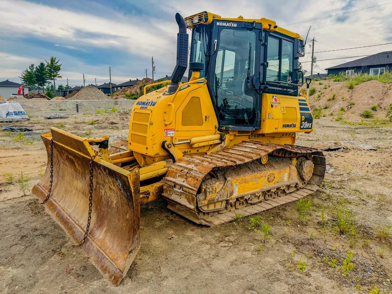 2018 KOMATSU D39PX-24 — photo 3