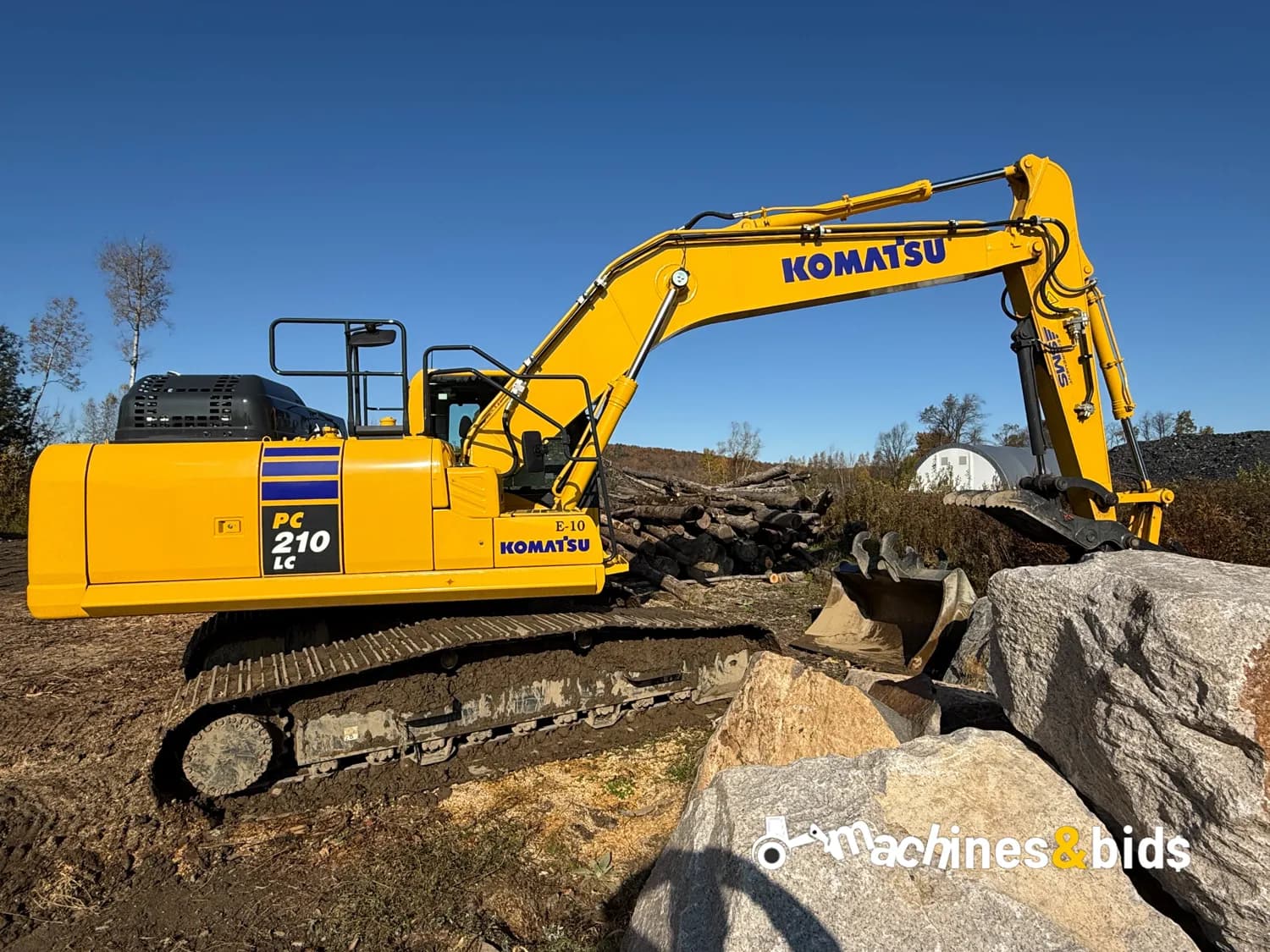 2023 KOMATSU PC210 LC-11