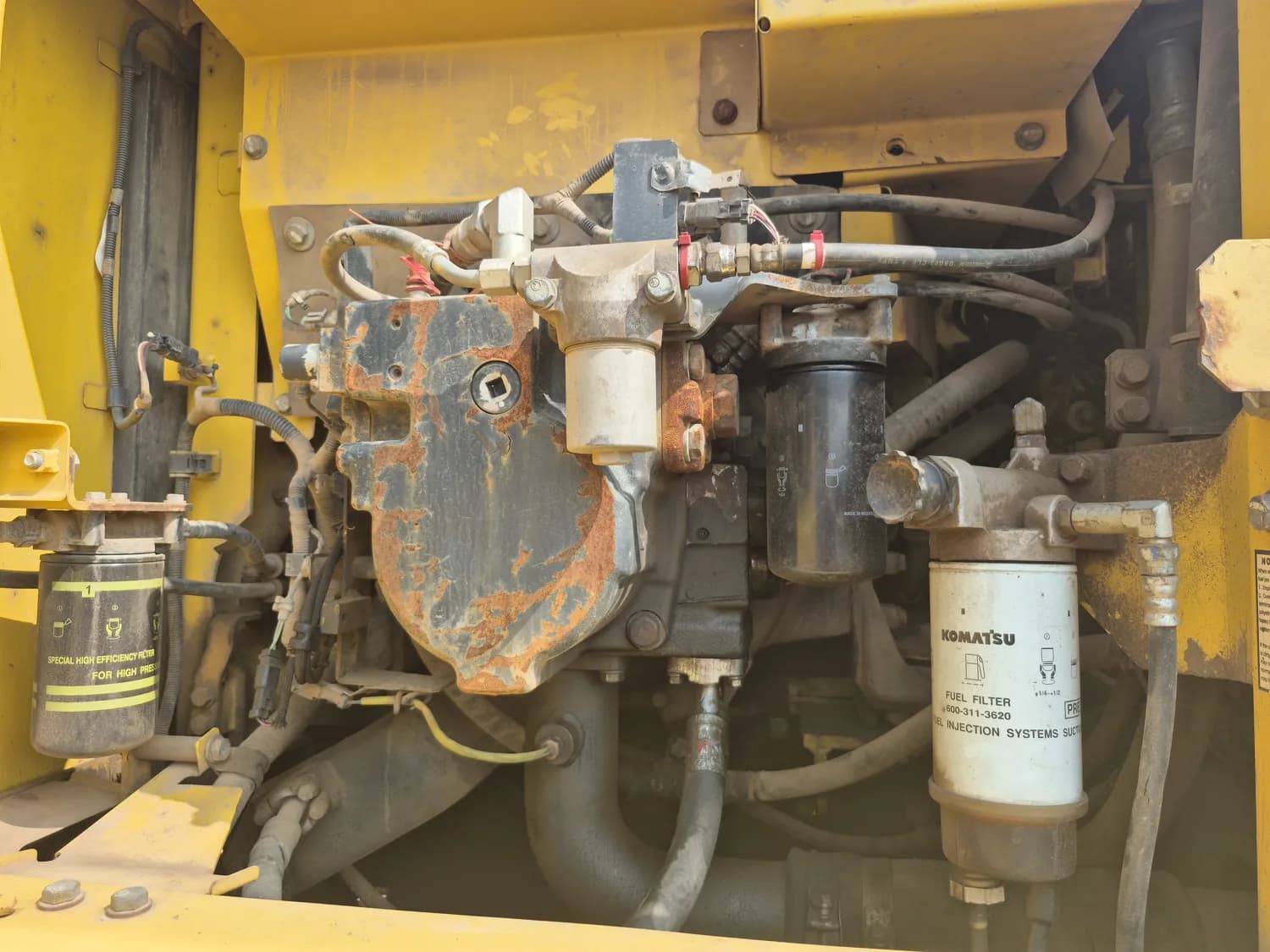 2017 KOMATSU PC240 LC-11 1913F — photo 3