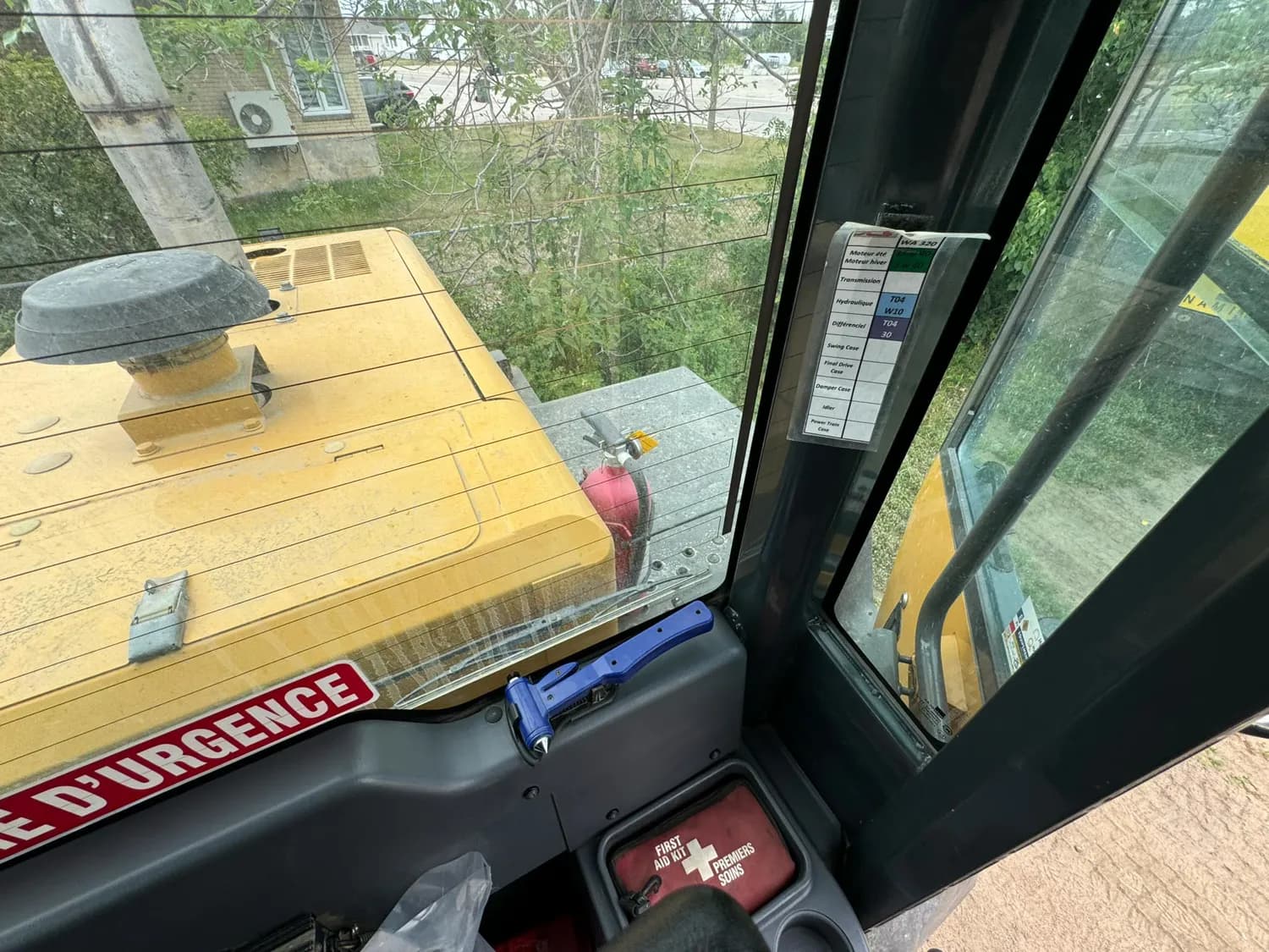 2013 KOMATSU WA320-6 — photo 21