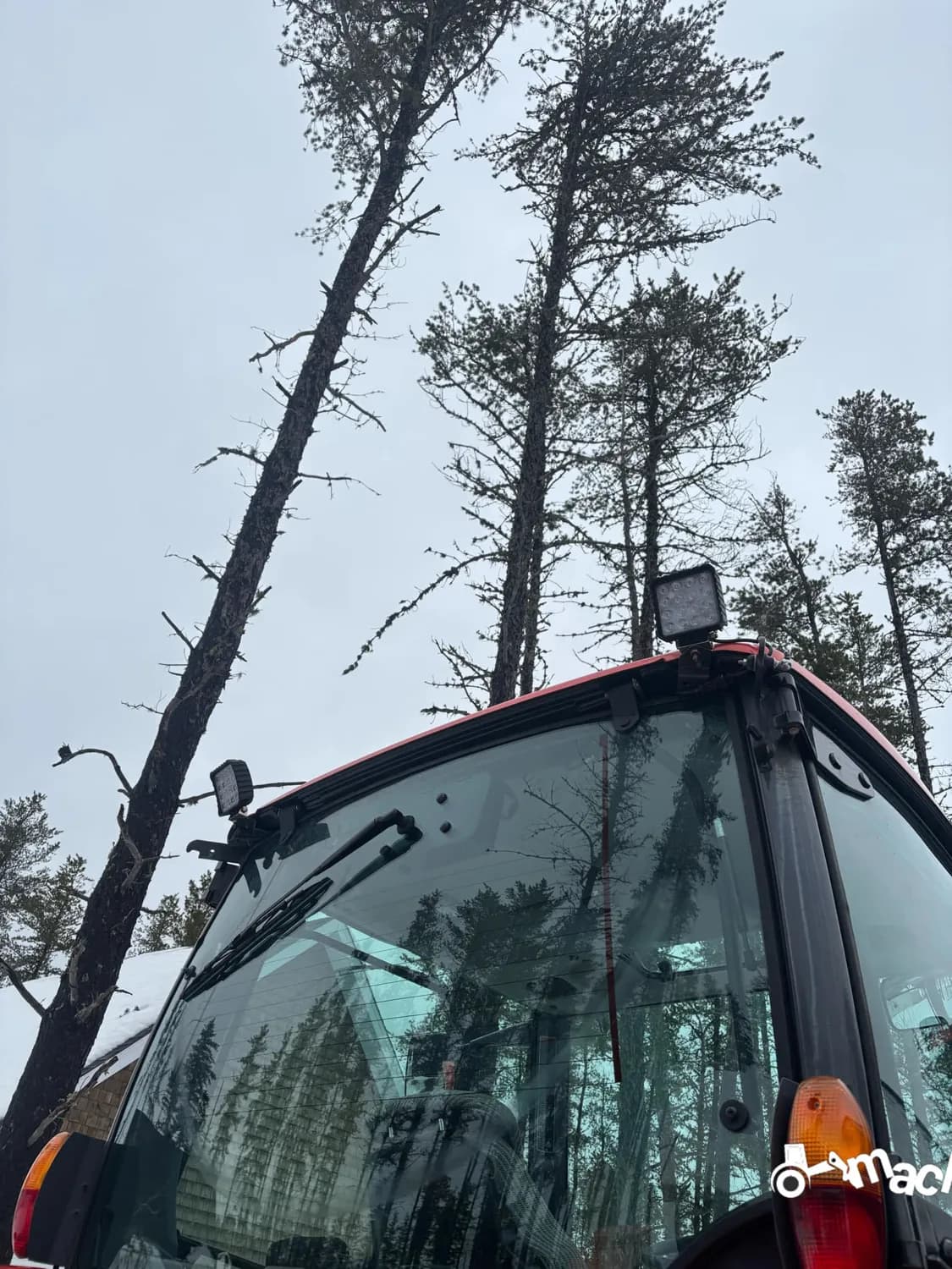 2024 KUBOTA M6-131 — photo 8