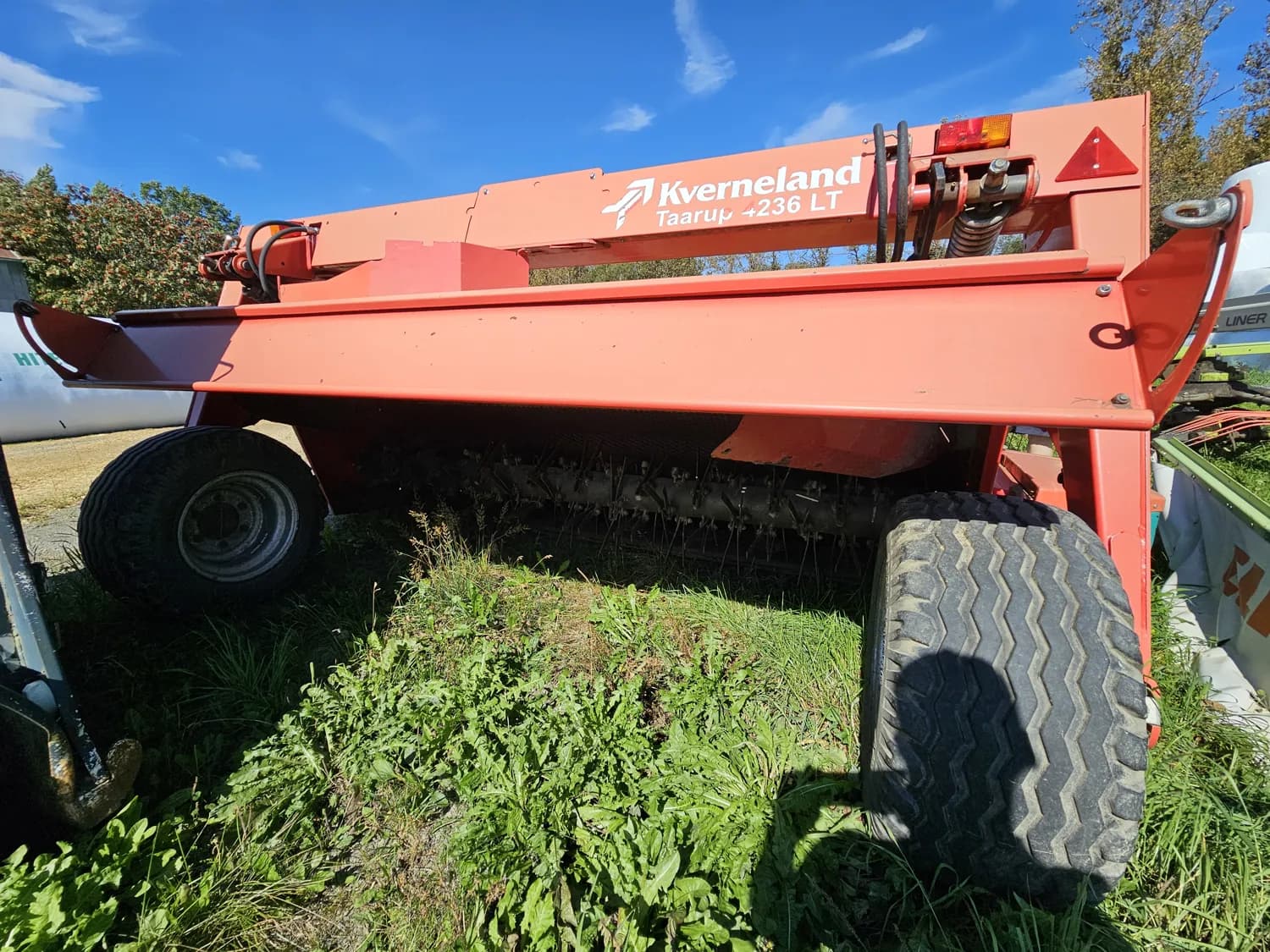 2010 Planting Attachments KVERNELAND 4236LT