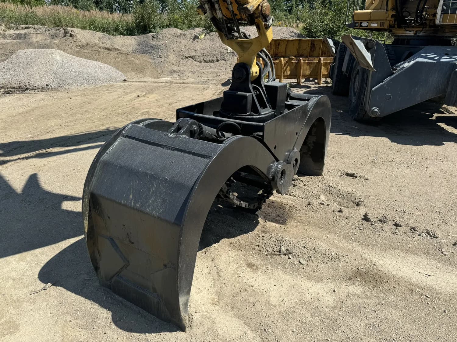 2000 LIEBHERR A932 LITRONIC — photo 2