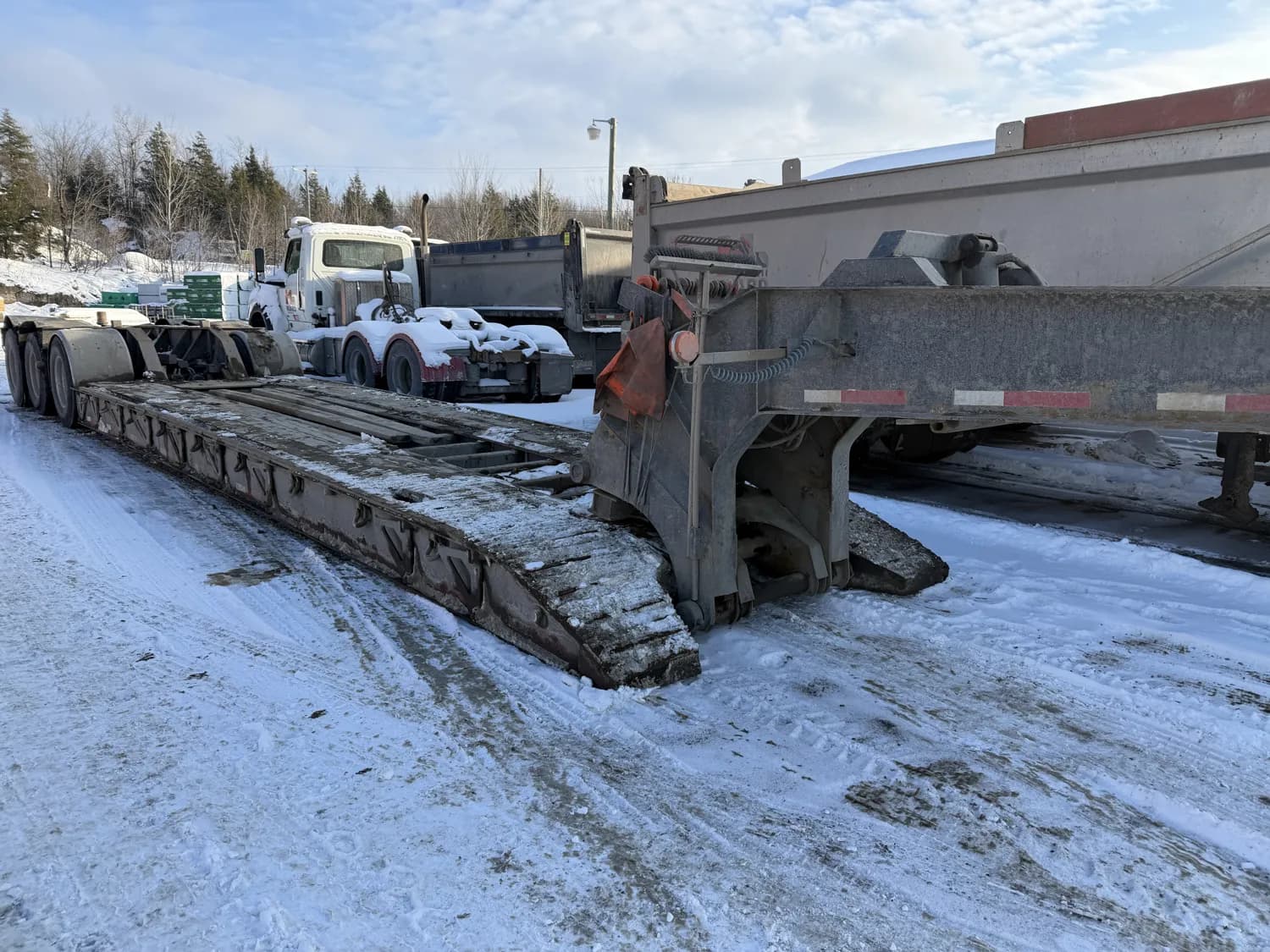 2013 MANAC 533251200