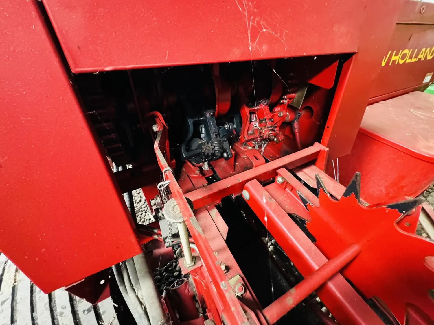 2003 NEW HOLLAND 575 — photo 14