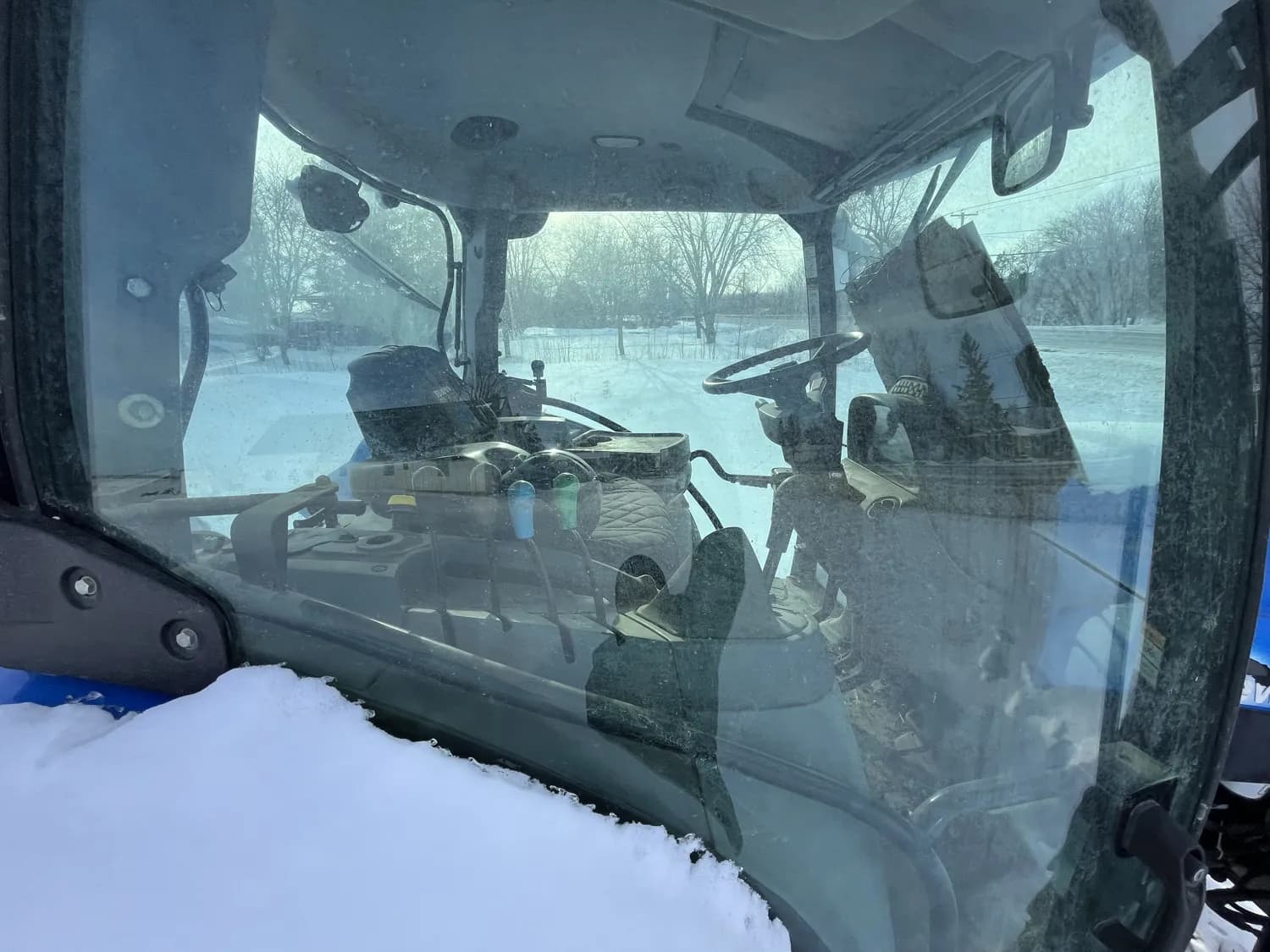 2007 NEW HOLLAND T6030 PLUS — photo 7